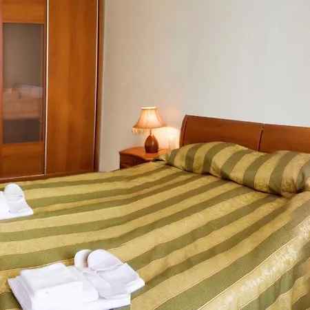 Family Zora Hotel