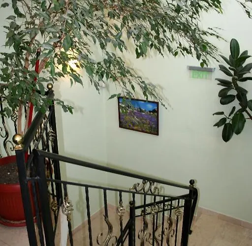 Family Zora Отель